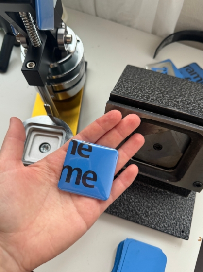 Refrigerator Pasting Machine S - Pin Button Badge recension och pris